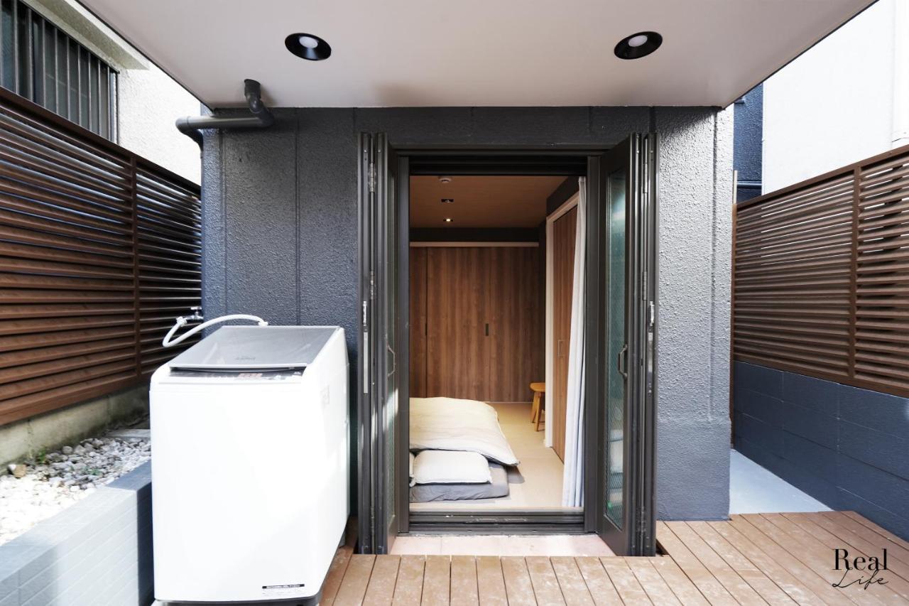 Real Life Sangenjaya Appartement