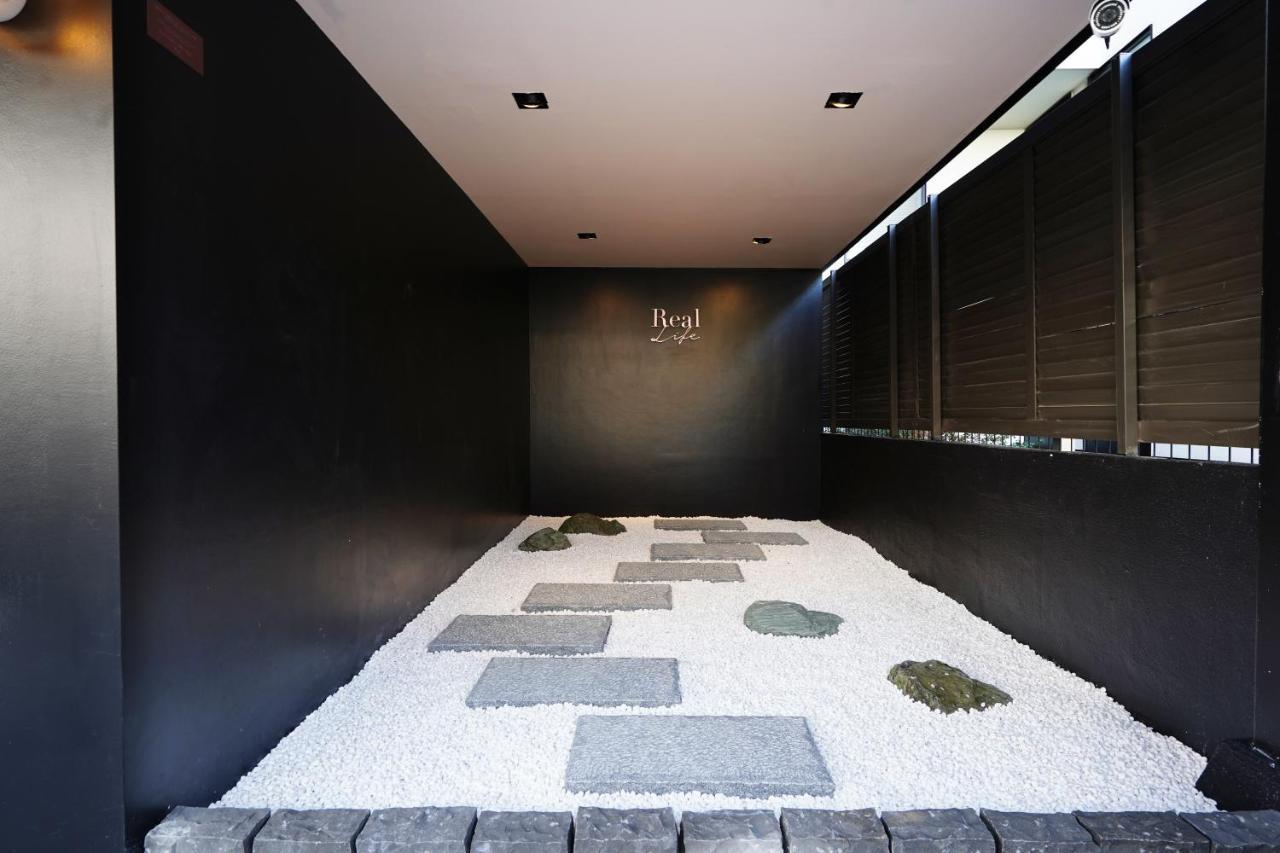 Appartement Real Life Sangenjaya Tokio